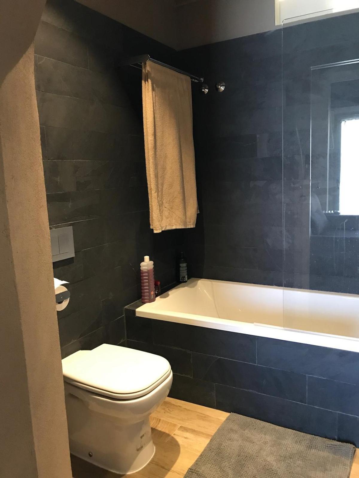 Beautiful Studio-appartment In Triana