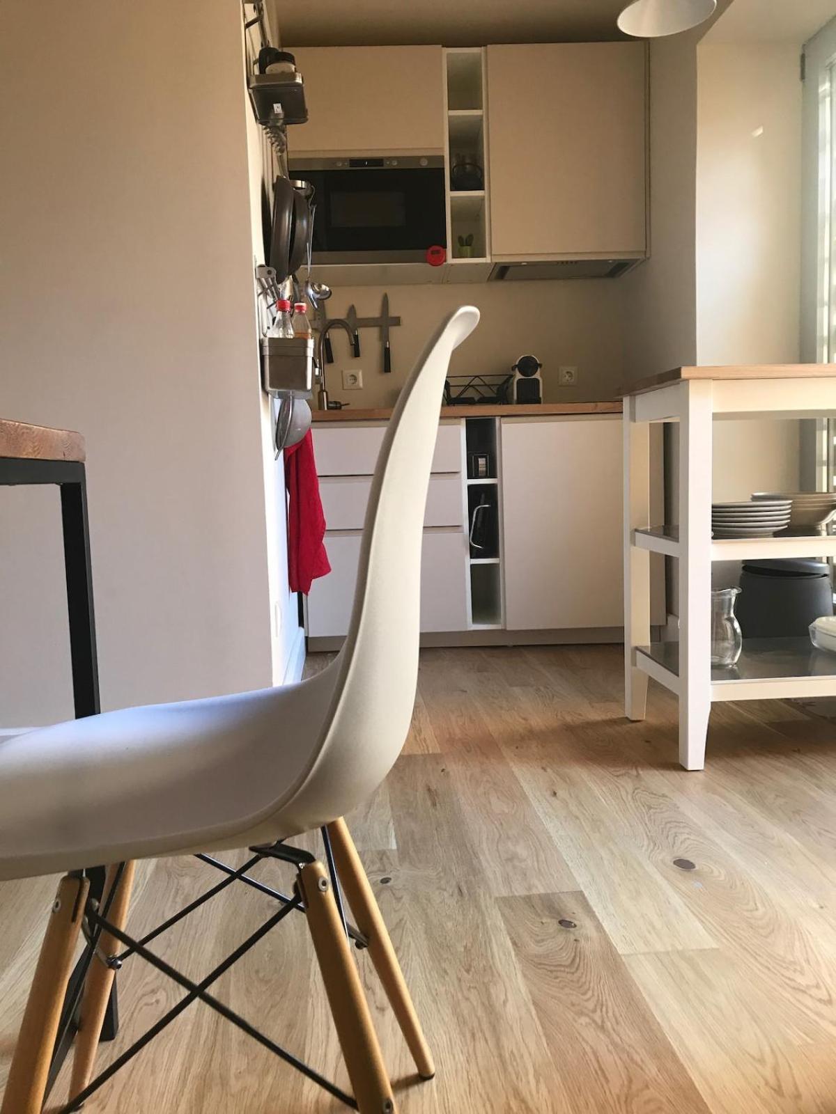 Beautiful Studio-appartment In Triana *