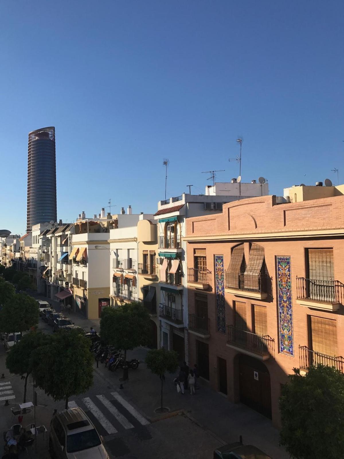 Beautiful Studio-appartment In Triana